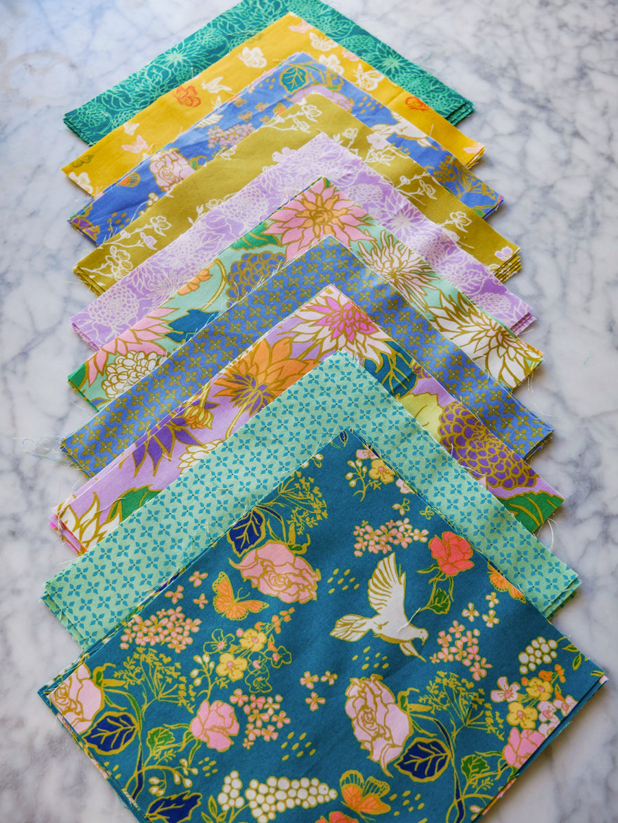 In the Garden Fat Quarter Bundle - Simple Patchwork Bundle – Monaluna